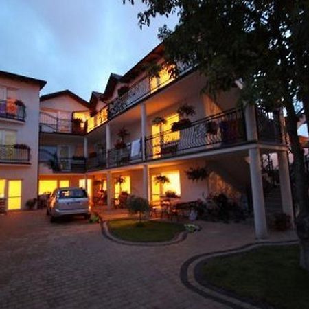 Dom Wczasowy Natalia Łeba Exterior foto